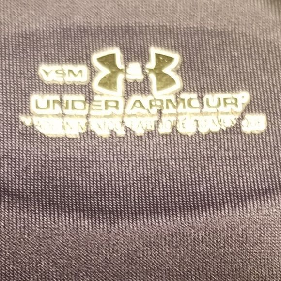 Bundle of 4 youth small sports shirts - Picture 3 of 9